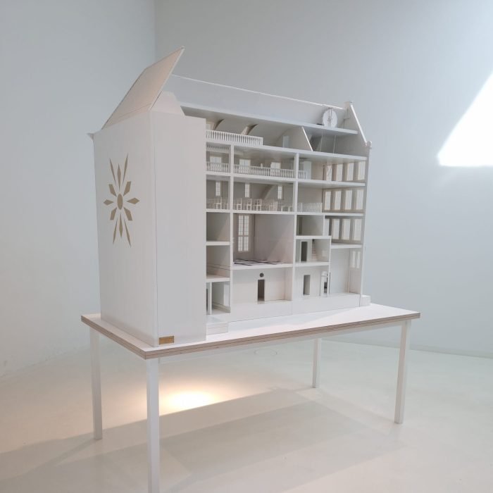 Voelbare maquette van Museum Ons' Lieve Heer op Solder.